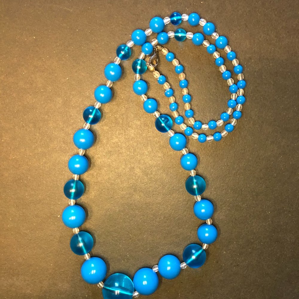 Blue bubble necklace! Excellent condition!